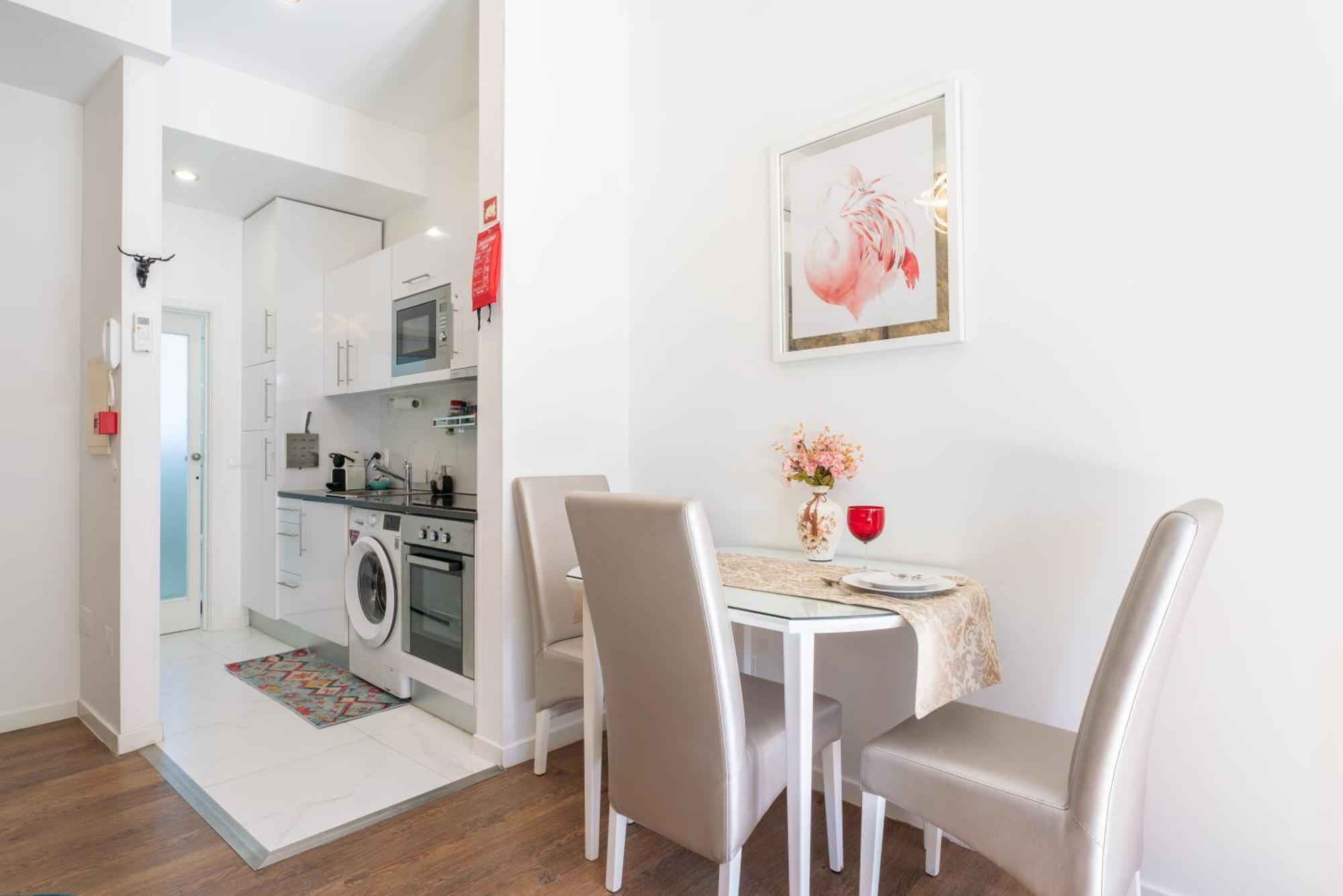 Central Cozy Stay 2 Ac Near Metro ปอร์โต ภายนอก รูปภาพ